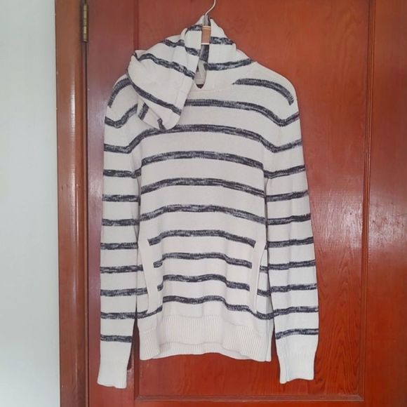 Banana Republic Other - EUC! Men's Banana Republic Size Small Hooded Pullover Sweater Blue White Stripes